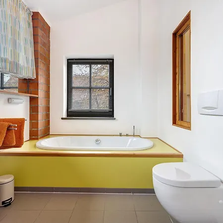 Apartamento Atelierwohnung Hof Kranichmoor *